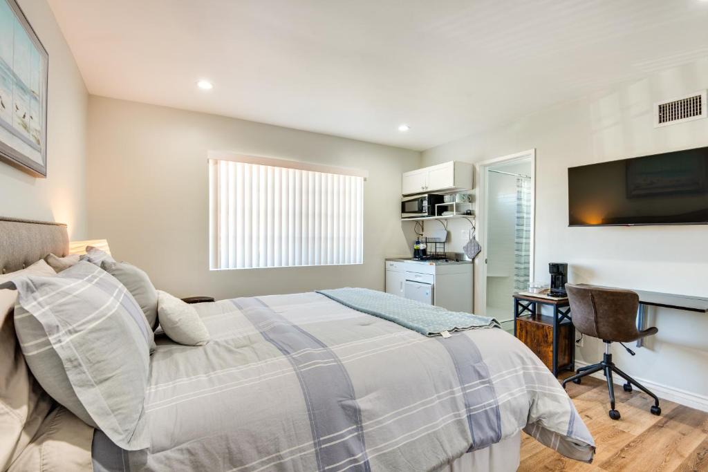Simi Valley Apartment | Cozy Simi Valley Studio Less Than 10 Mi to Hiking and Golf