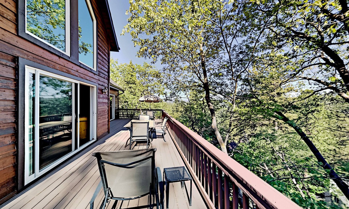 Twin Peaks House | Custom timberline lodge near lake with fireplaces, decks, & pool table