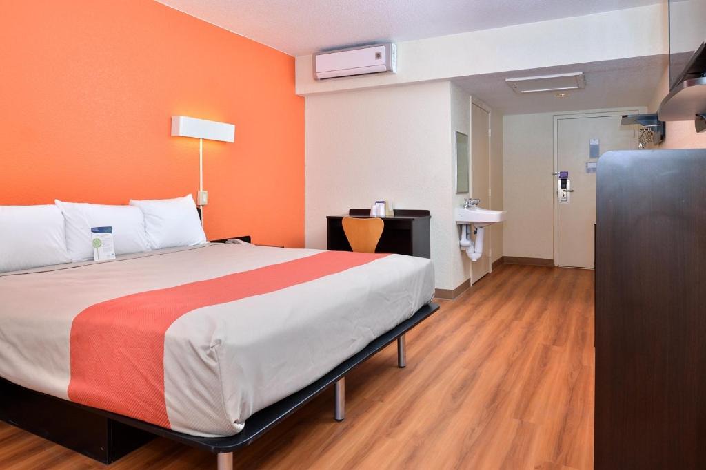 Brawley Hotel | Days Inn by Wyndham Brawley