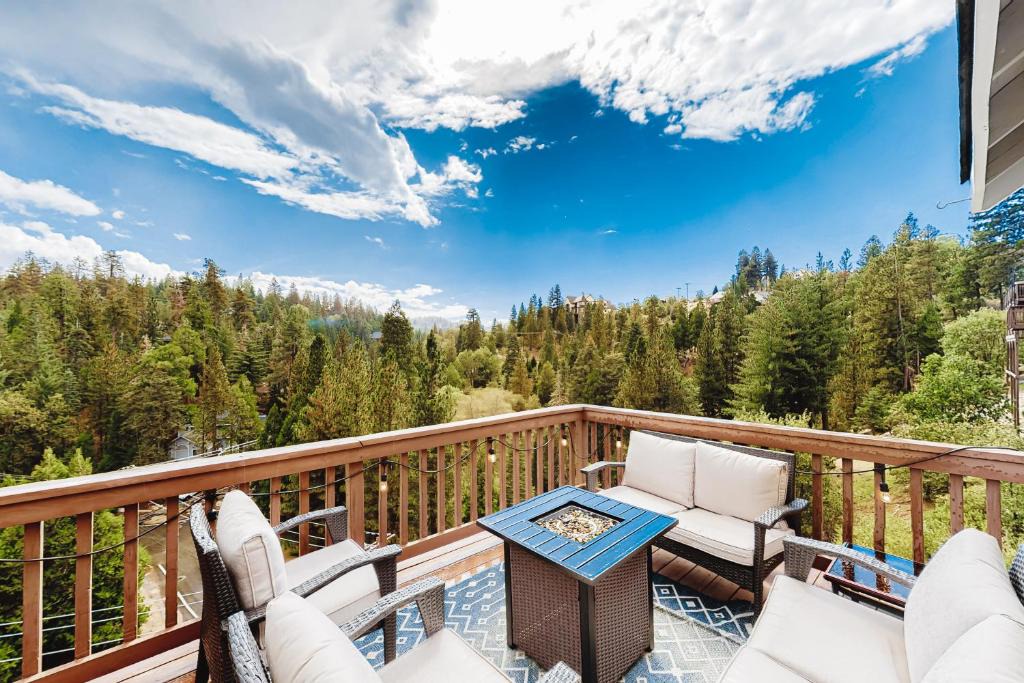 Lake Arrowhead House | Deer Mountain