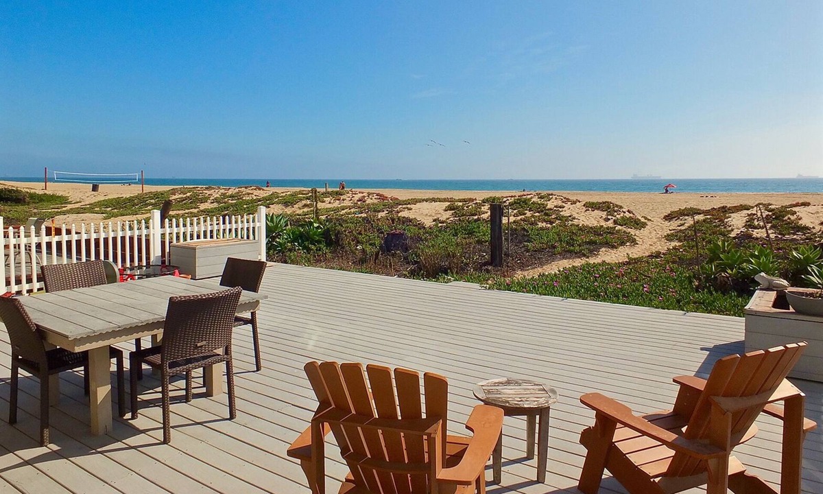 Sunset Beach House | Directly on the Sand - Beachfront Home in Sunset Beach CA