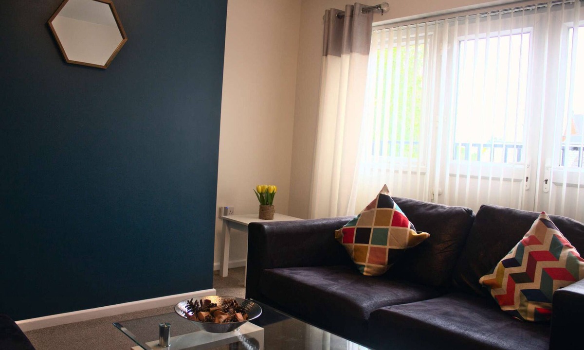 Carlisle House | Discover The Sawmills — Your Luxury Carlisle Townhouse Retreat