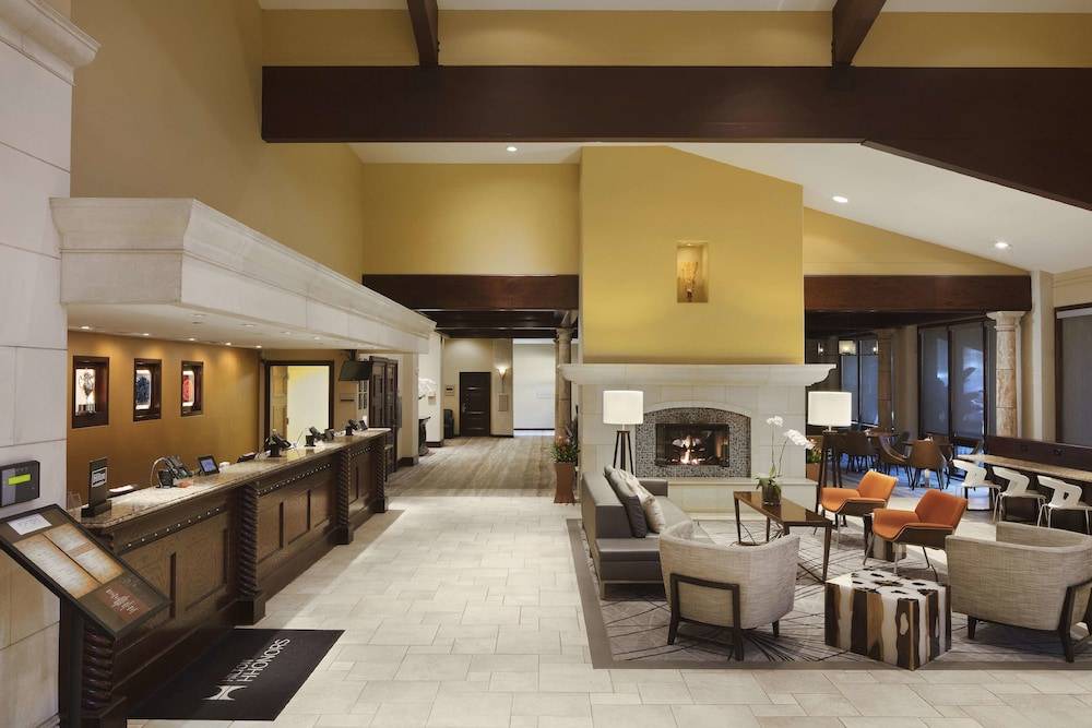 Ontario Hotel | DoubleTree by Hilton Ontario Airport