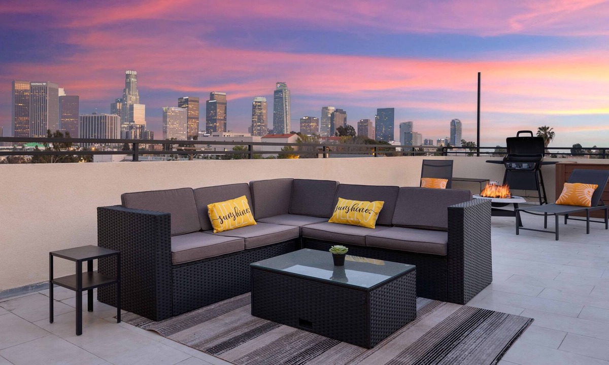 Westlake House | Downtown LA-Rooftop Deck w/Views Near Staples