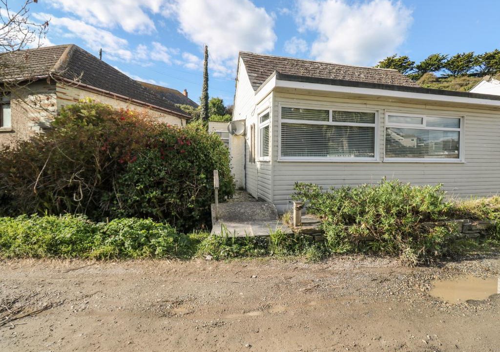 Polzeath House | Driftwood