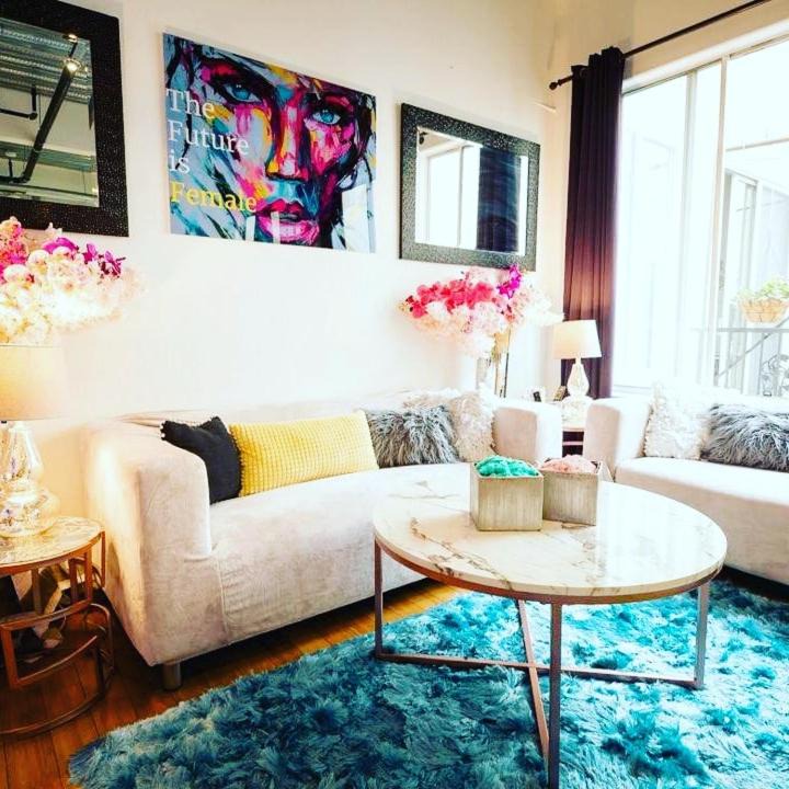Historic Core Apartment | DTLA FRESH LUXE Condo with Rooftop Pool and Hot tub!!!