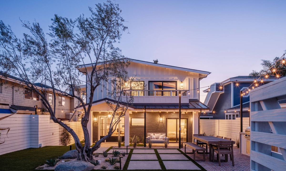 Cardiff-by-the-Sea House | Duplex Ground Floor Unit | Hot Tub | Fire Pit | New Build | AC