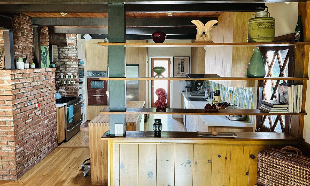 Eagle Rock House | Eagle Rock Oasis