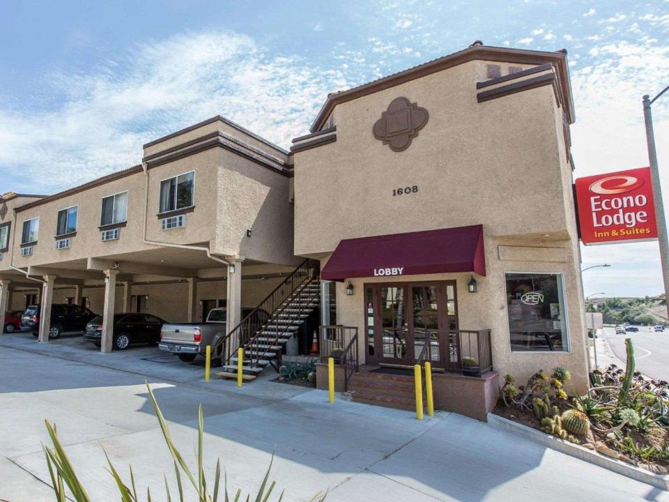 Econo Lodge Inn Downtown | Fallbrook