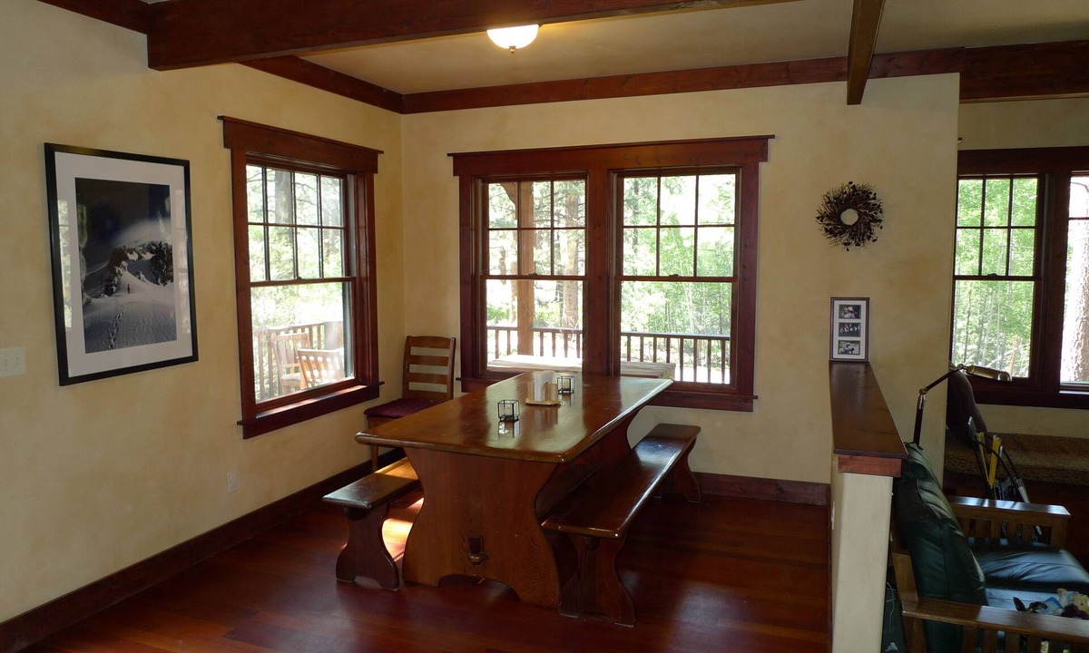 Markleeville House | Elegant Mountain Home - 3 bedroom/2.5 Baths