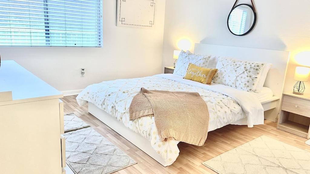 Willmore Apartment | Entire rental condo