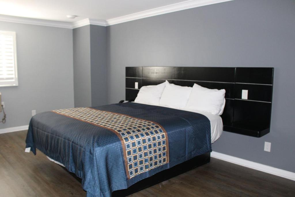 Downtown Los Angeles Hotel | ERTH INN by AGA Los Angeles