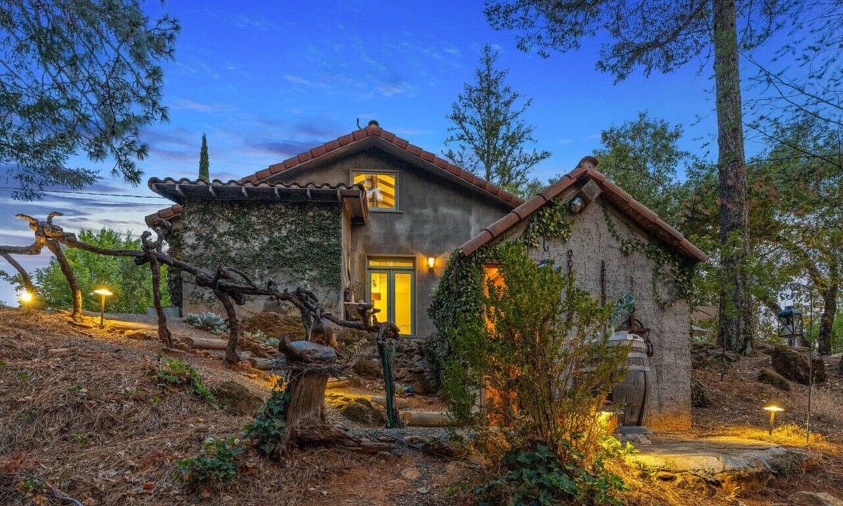 Angwin Villa | European-inspired Chateau on Howell Mountain