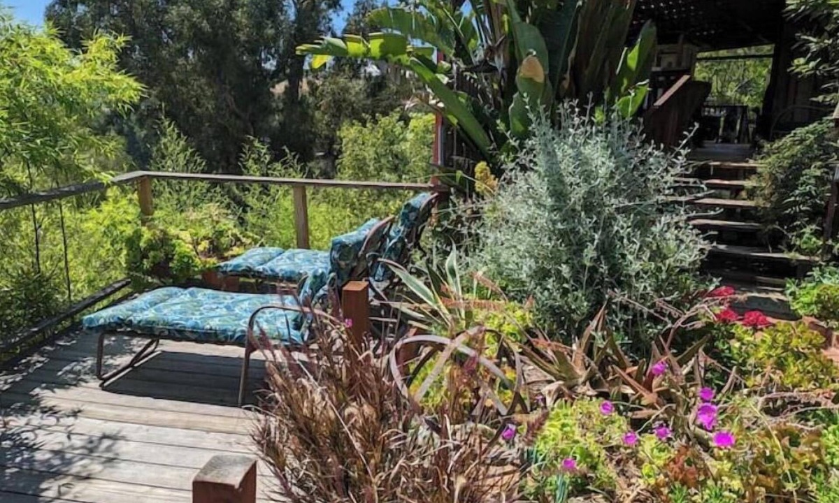 Topanga Cottage | European Style b&b in Topanga
