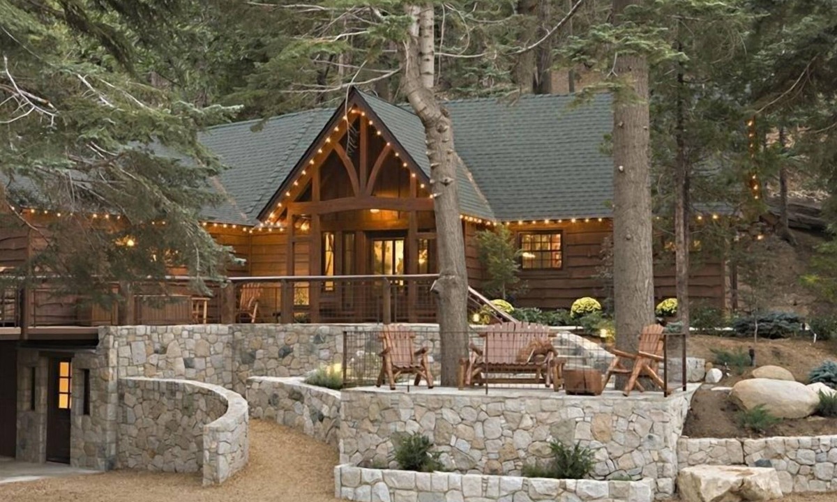 Lake Arrowhead Cabin | Exclusive Luxury Lodge on 40 Private Acres, 1/4 mile to Lake Arrowhead Village