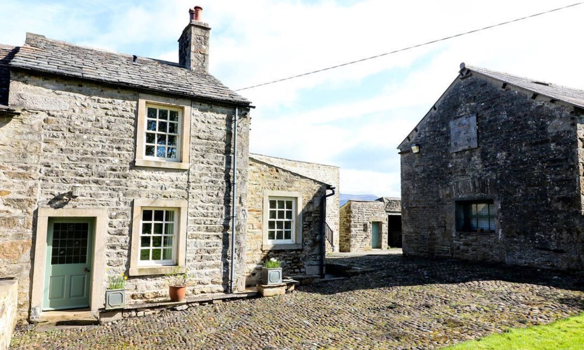 Fourstones Near Bentham Cottage | Family-Friendly Mill Dam Farm Cottage