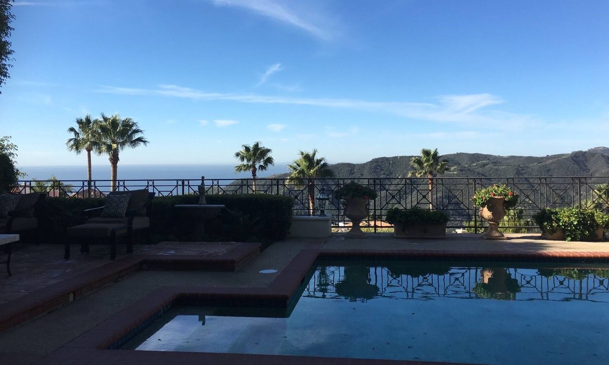 The Summit House | Family Friendly Palisades 5-Bed Large Ocean View Home Private Gated Cul-de-Sac
