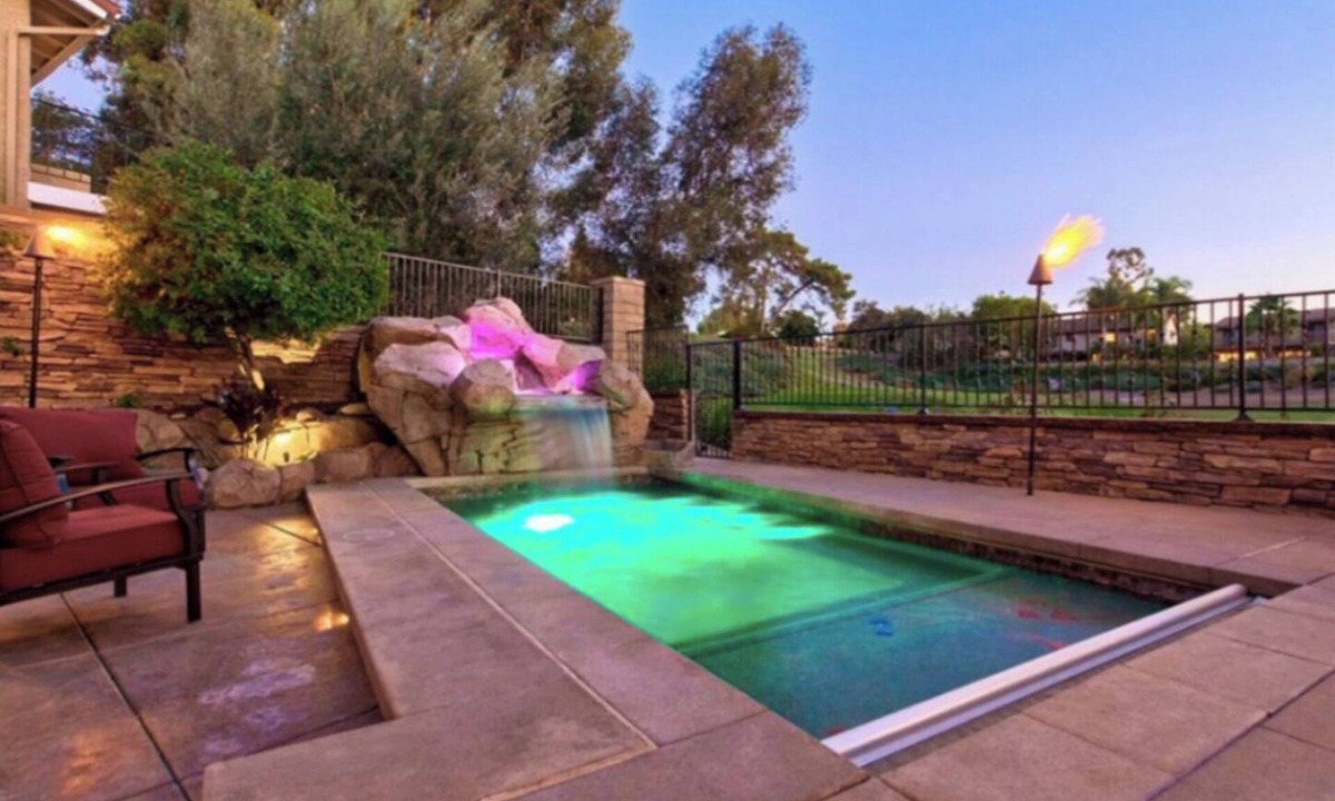 Mission Viejo House | Family Fun Home with Golf Course View. Relaxing backyard. Centrally located.