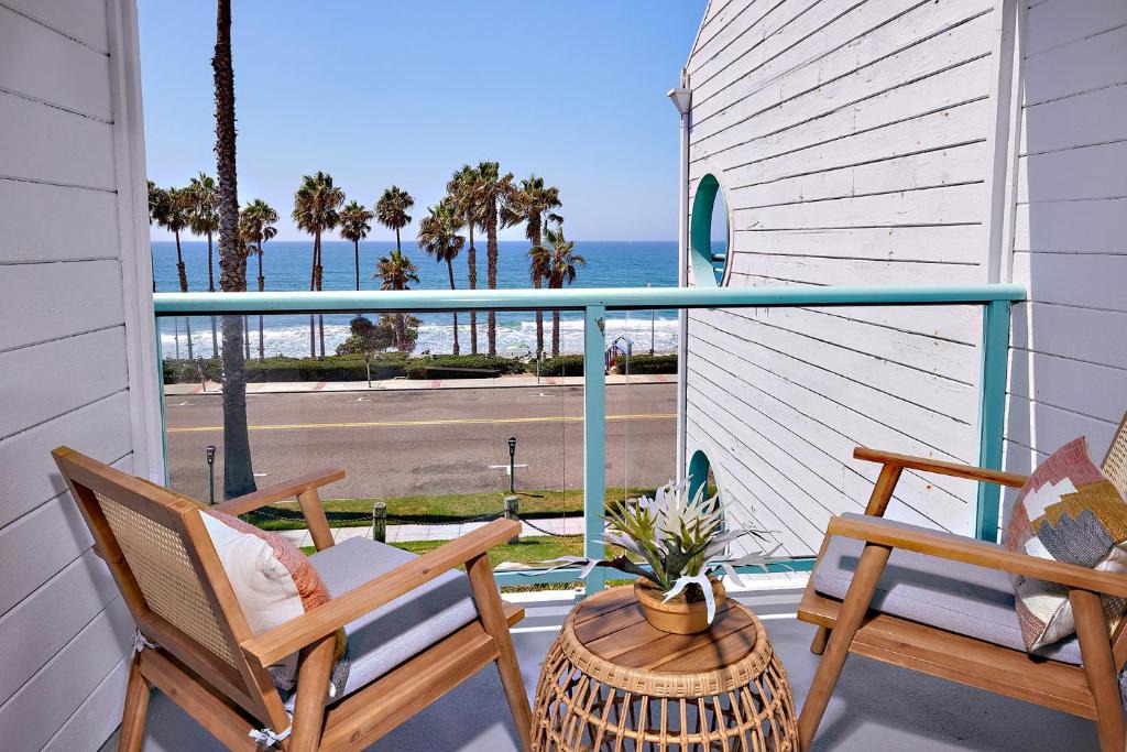 Townsite House | Fantastic Ocean View Remodeled All New Furnishings Pet Friendly AC