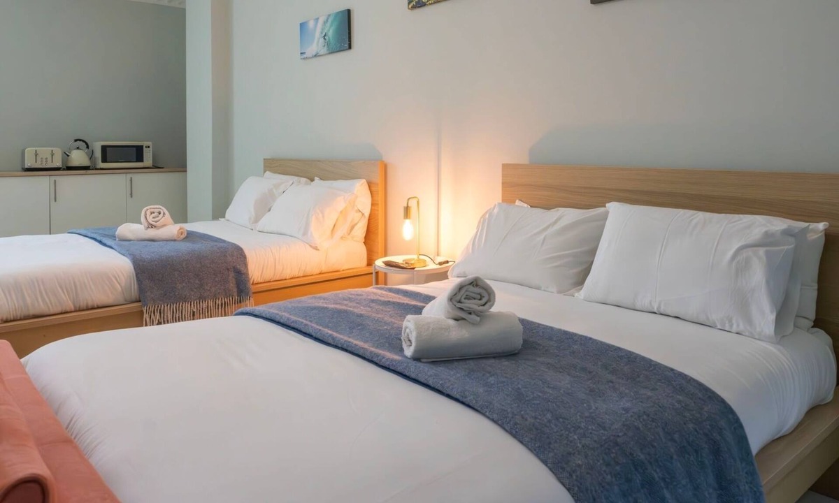 Frognal and Fitzjohns Apartment | Finchley Road Studios by PrimeCityHosts - S3