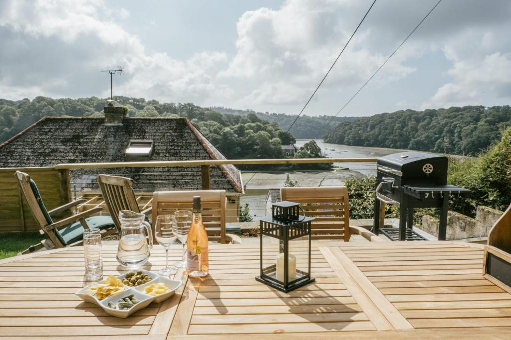 Truro House | Finest Retreats - Tideway