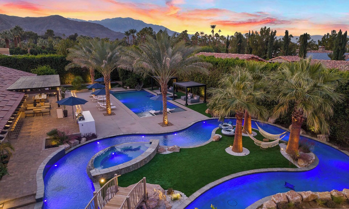 Rancho Mirage House | Float down at the 'Lazy River Oasis'