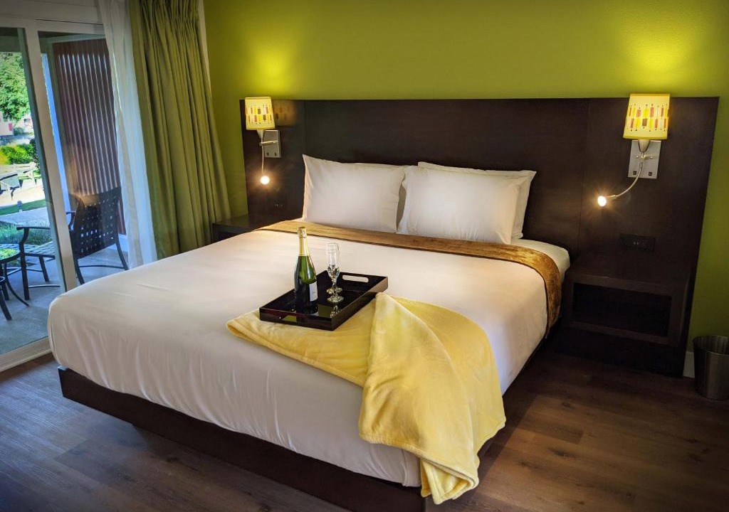 North Auburn Hotel | Foothills Motel