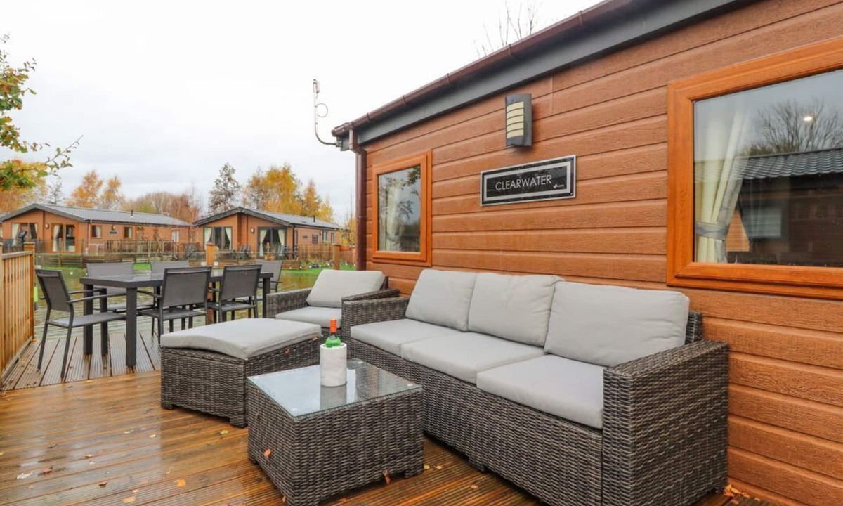 South Lakeland Leisure Village Cabin | Fountain View 7 Conniston Drive, Carnforth