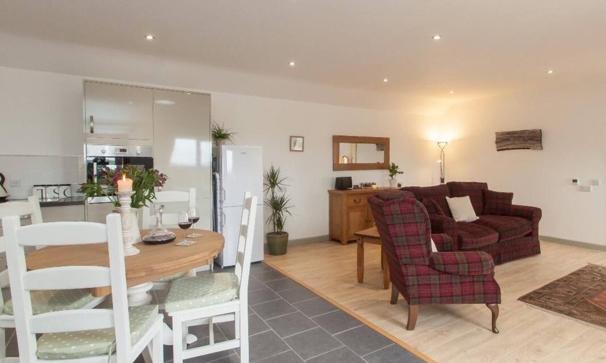 Holsworthy Cottage | Fritillary Cottage