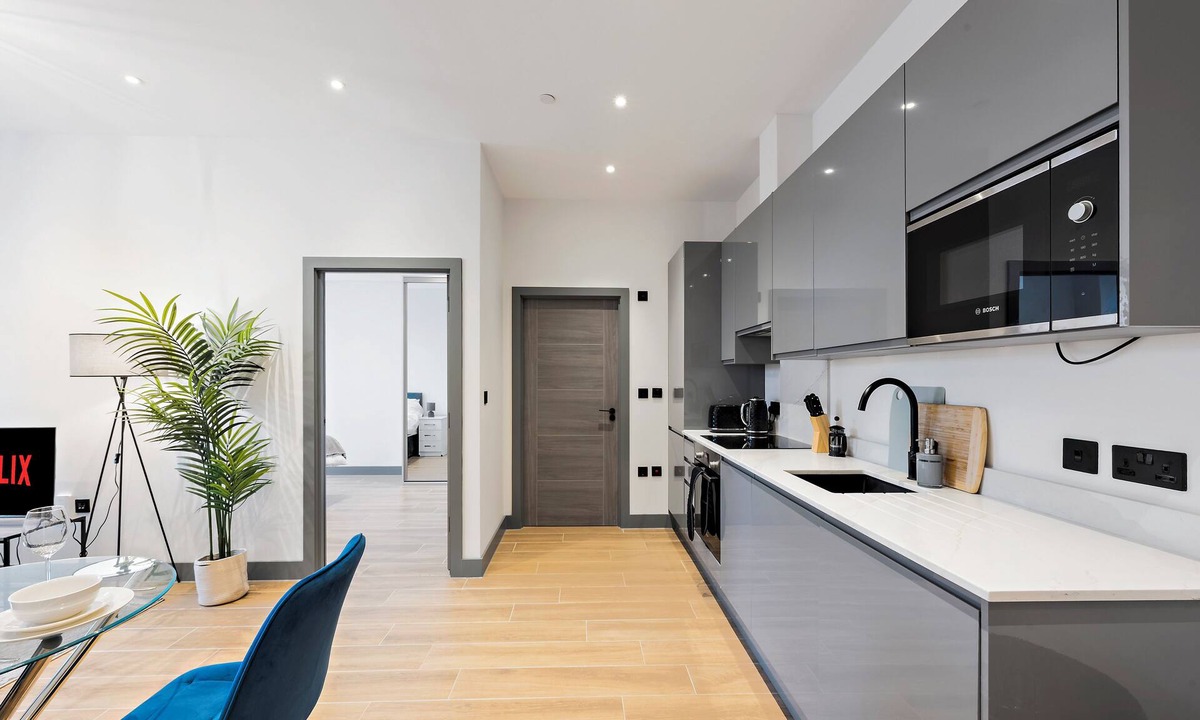 West Finchley Apartment | Fully equipped Modern Apartment | Close to Central London✨