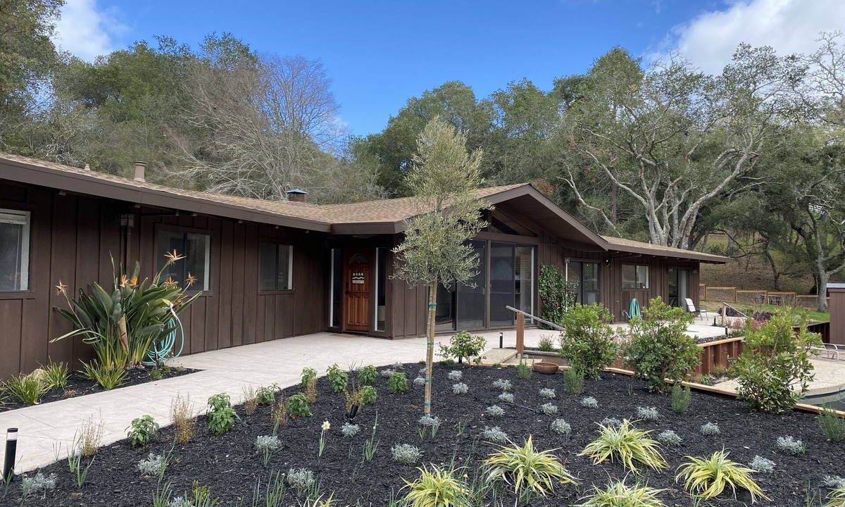 Central Portola Valley House | Gated Portola Valley Estate Near Stanford University