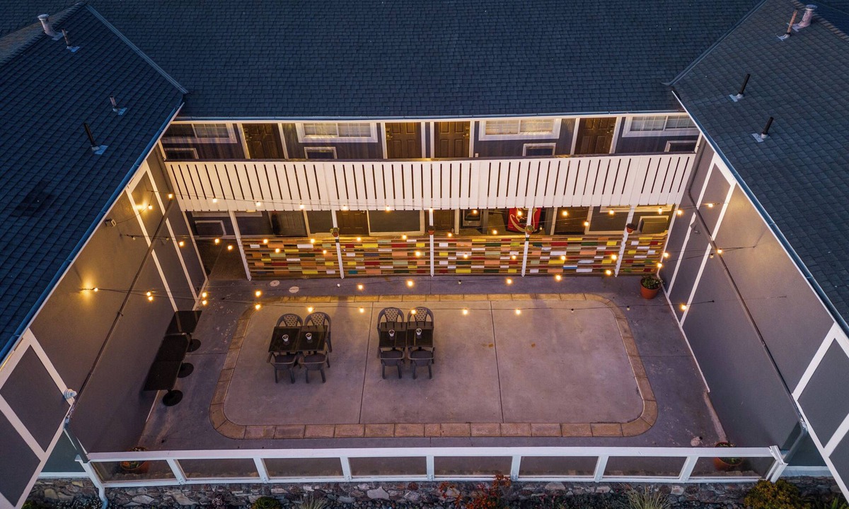 Seaside Hotel | Gateway Lodge