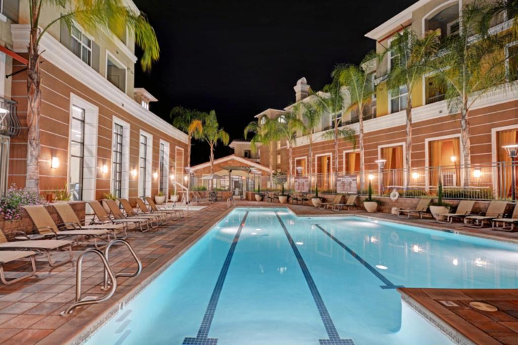 North San Jose Apartment | Global Luxury Suites at Baypointe Station