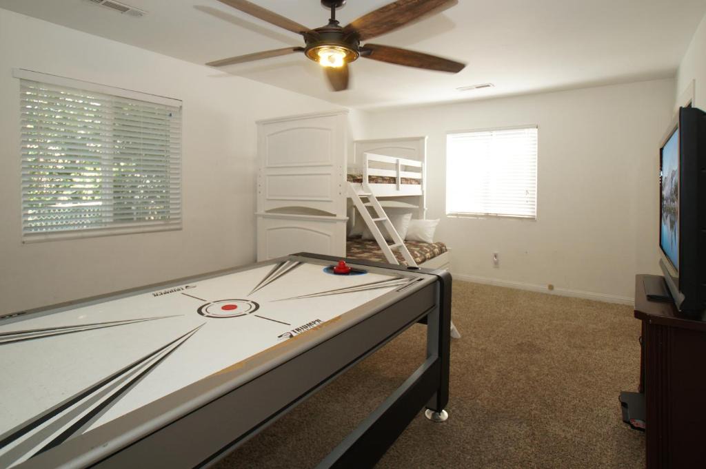Big Bear City House | Golden Bear