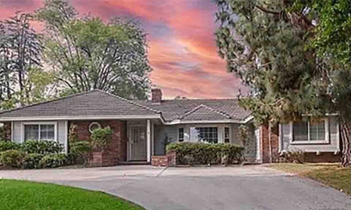 Arcadia House | Good! big house in best community with pool, walk to mall