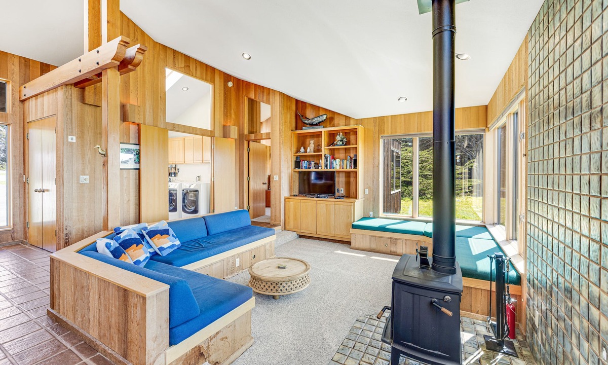 Sea Ranch House | Gorgeous House with Ocean Views & Shared Pools plus Nearby Beach & Bluff Trail
