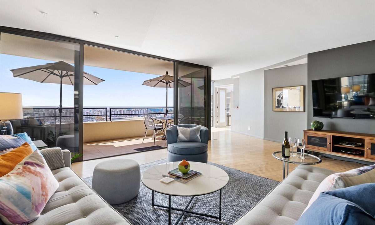 Marina del Rey Condo | Gorgeous Luxury Highrise w/Spectacular Marina & Ocean Views