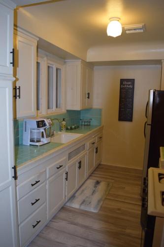 Inglewood Apartment | Great Location! 1 Bedroom in LA