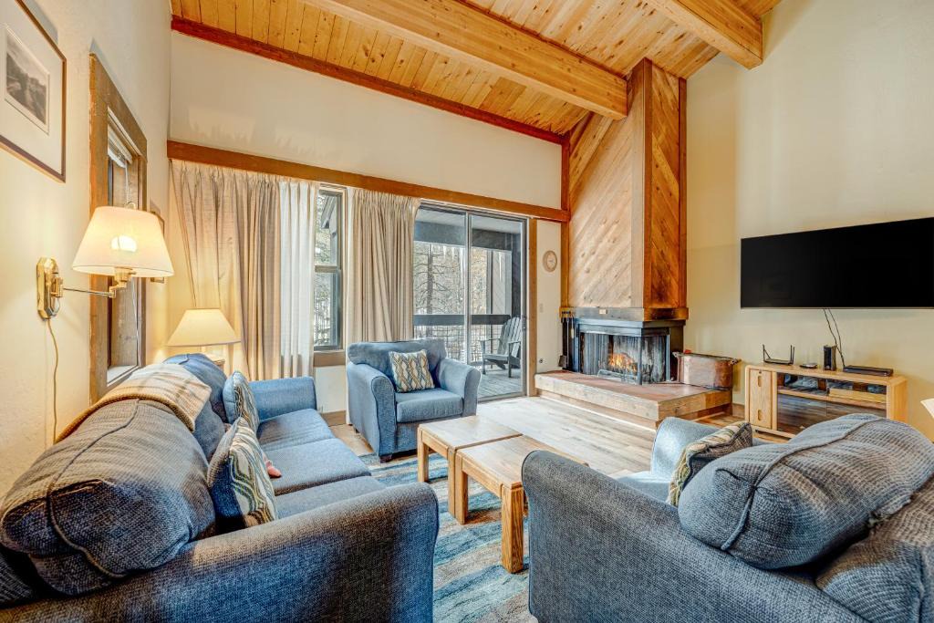 Truckee Apartment | Great Northstar Condo