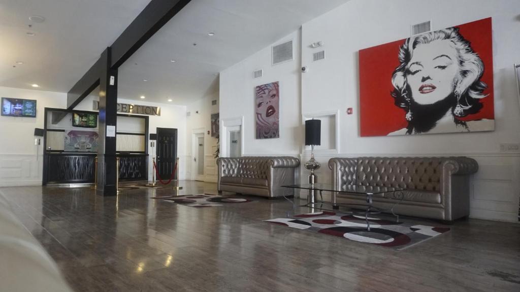 Victorville Hotel | Green Tree Inn And Extended Stay Suites