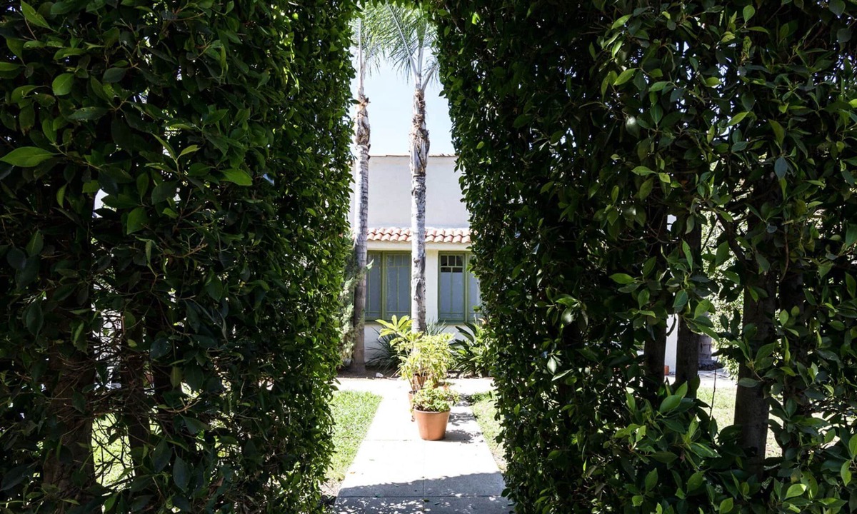 Melrose House | Green Window, a Sanctuary in West Hollywood