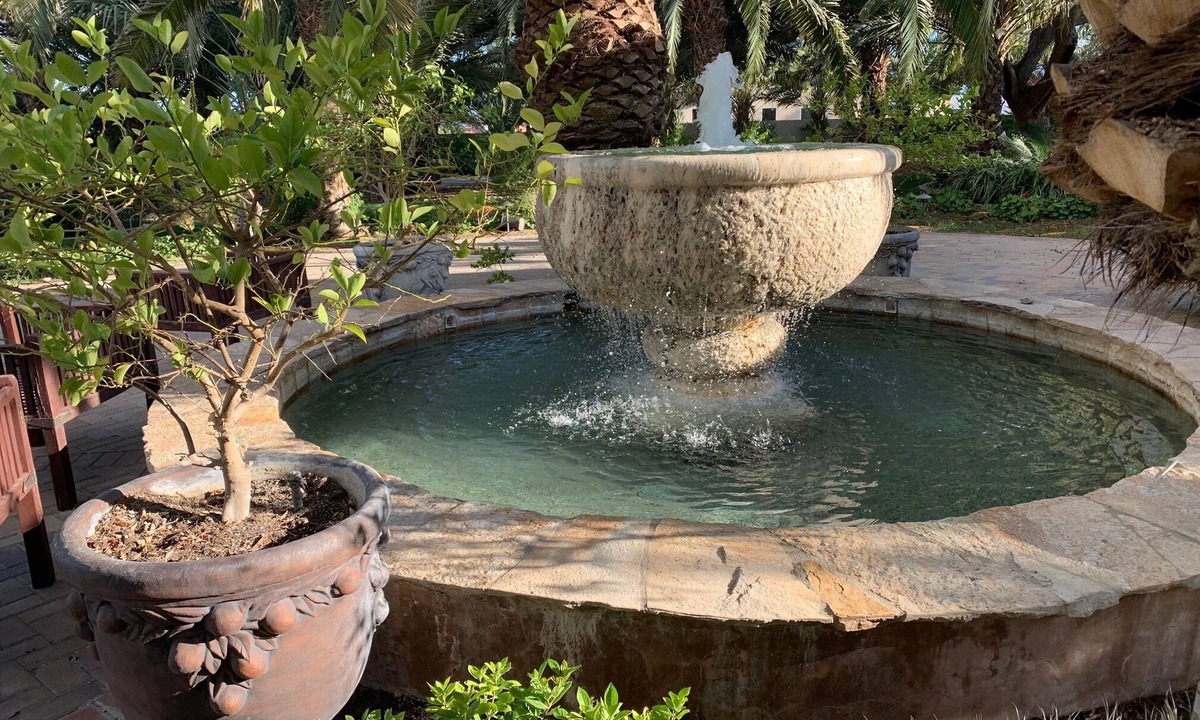 Thousand Palms House | Hacienda Nestled in Private Date Grove close to Palm Springs