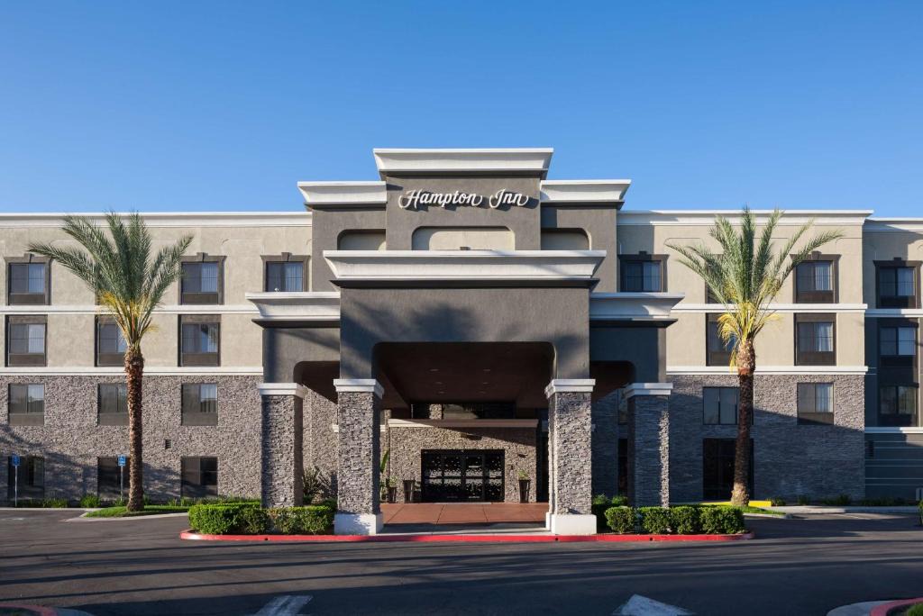 Southwest Anaheim Hotel | Hampton Inn Los Angeles Orange County Cypress