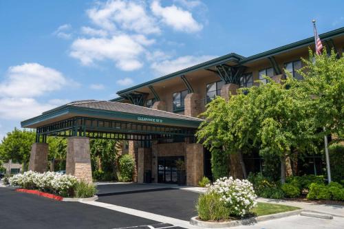 Ontario Airport Inn | Agoura Hills