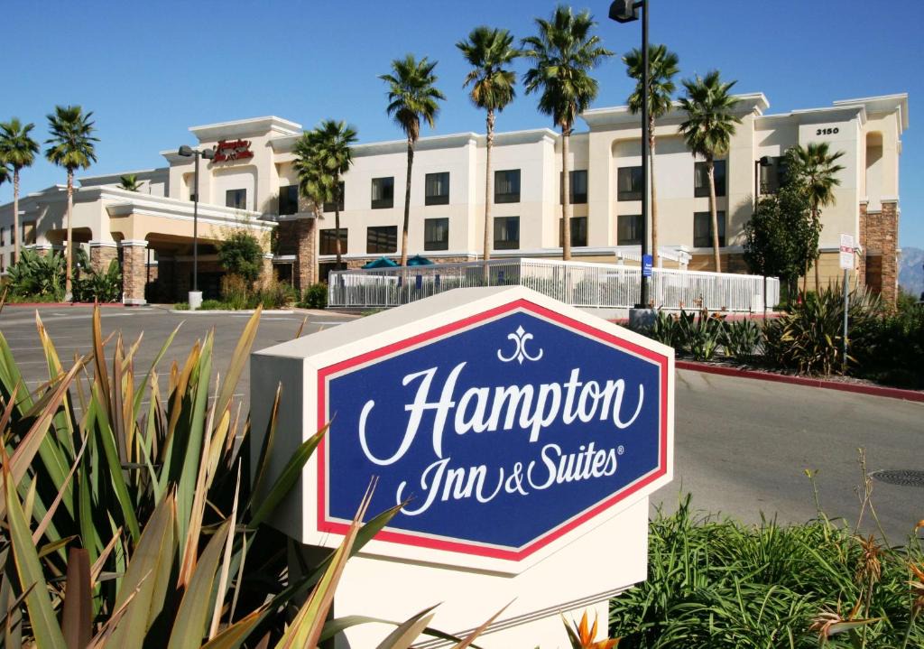 Chino Hills Hotel | Hampton Inn & Suites Chino Hills