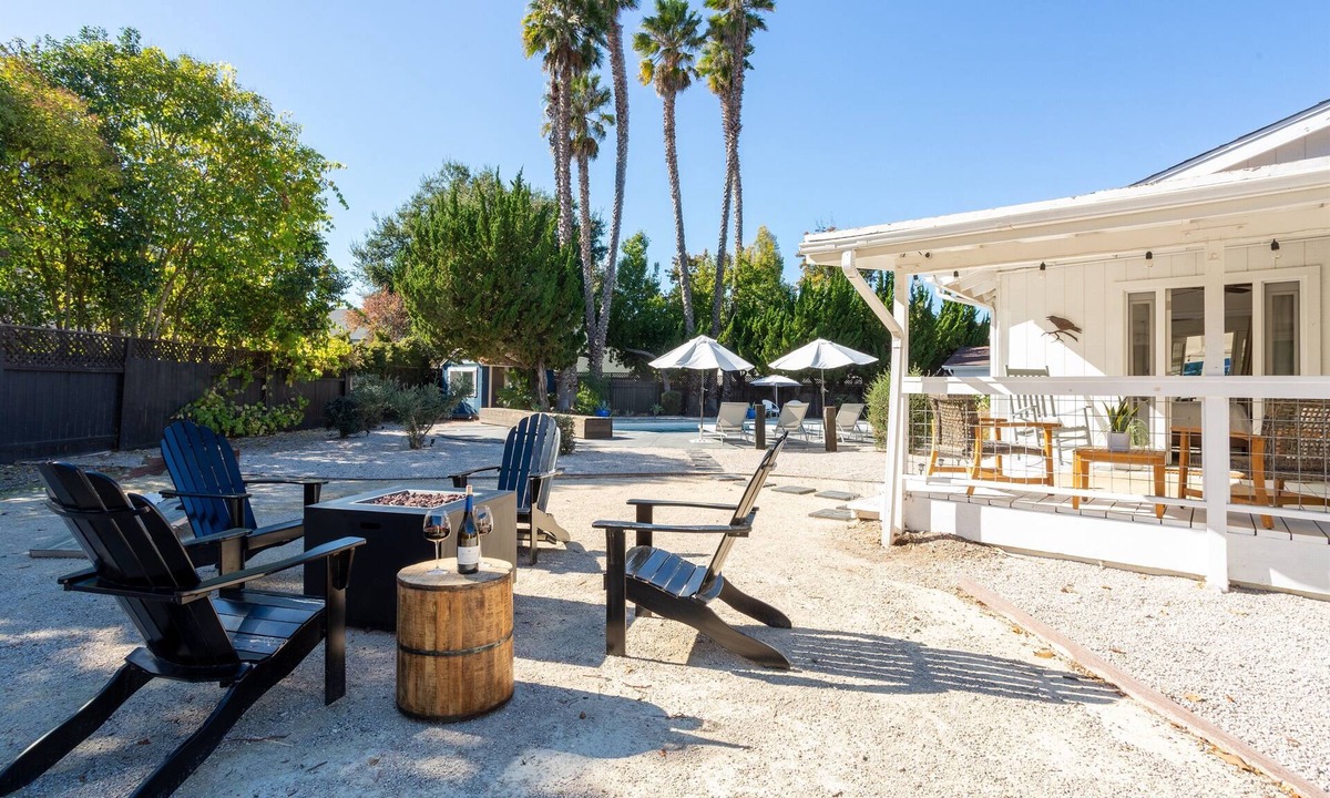 Los Alamos House | Heated pool, hot tub, walk to tasting rooms
