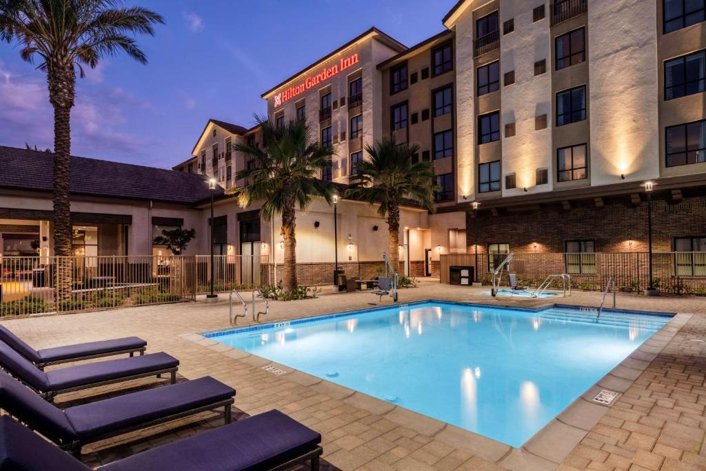 Westmont Hotel | Hilton Garden Inn Chino Hills Pomona CA