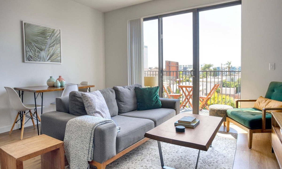 Palms Apartment | Hip Culver City 1BR w/Rooftop Lounge & Access to 405, by Blueground