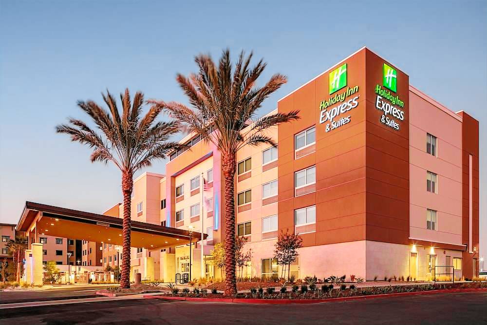 Moreno Valley Hotel | Holiday Inn Express & Suites Moreno Valley - Riverside, an IHG Hotel
