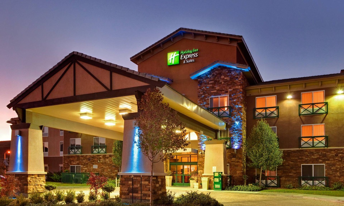 Tehachapi Hotel | Holiday Inn Express Hotel & Suites Tehachapi by IHG